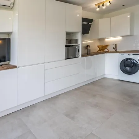 Ac With Sea View And Pool 5min Beach